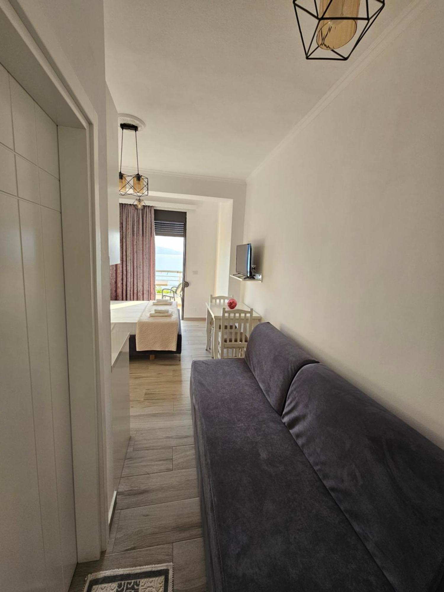 Nora'S Guesthouse Saranda Zewnętrze zdjęcie